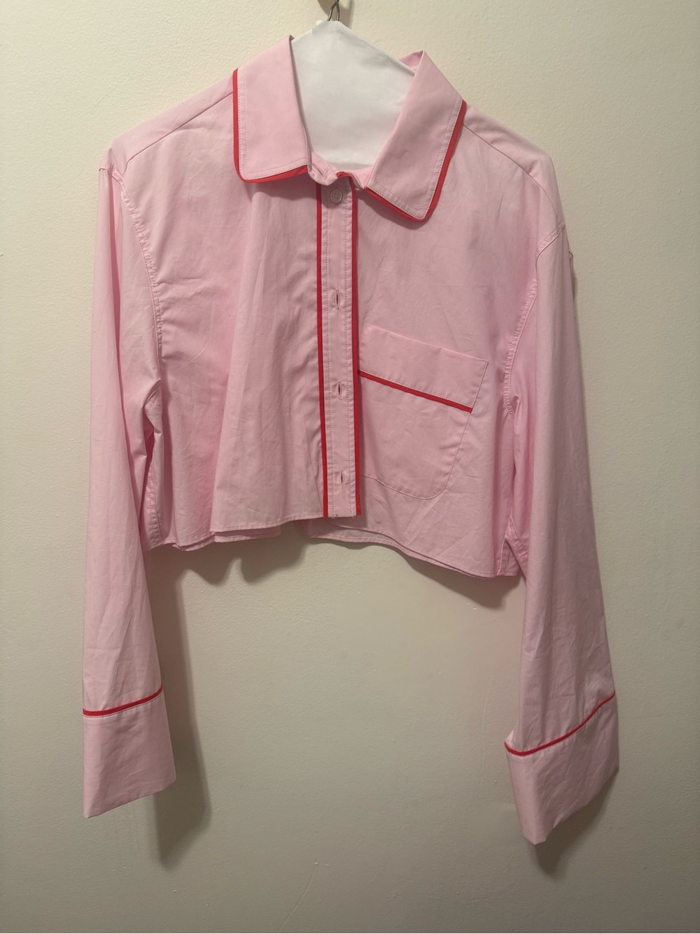 Pink Cropped Button-Up Shirt with Contrast Trim